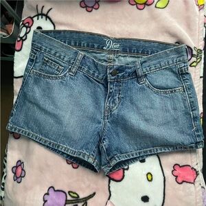 •Denim Shorts•